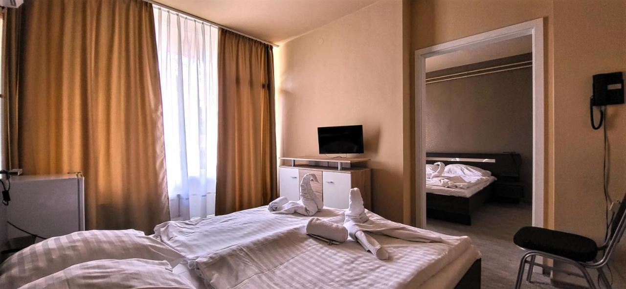 Hotel Korona Siófok Esterno foto