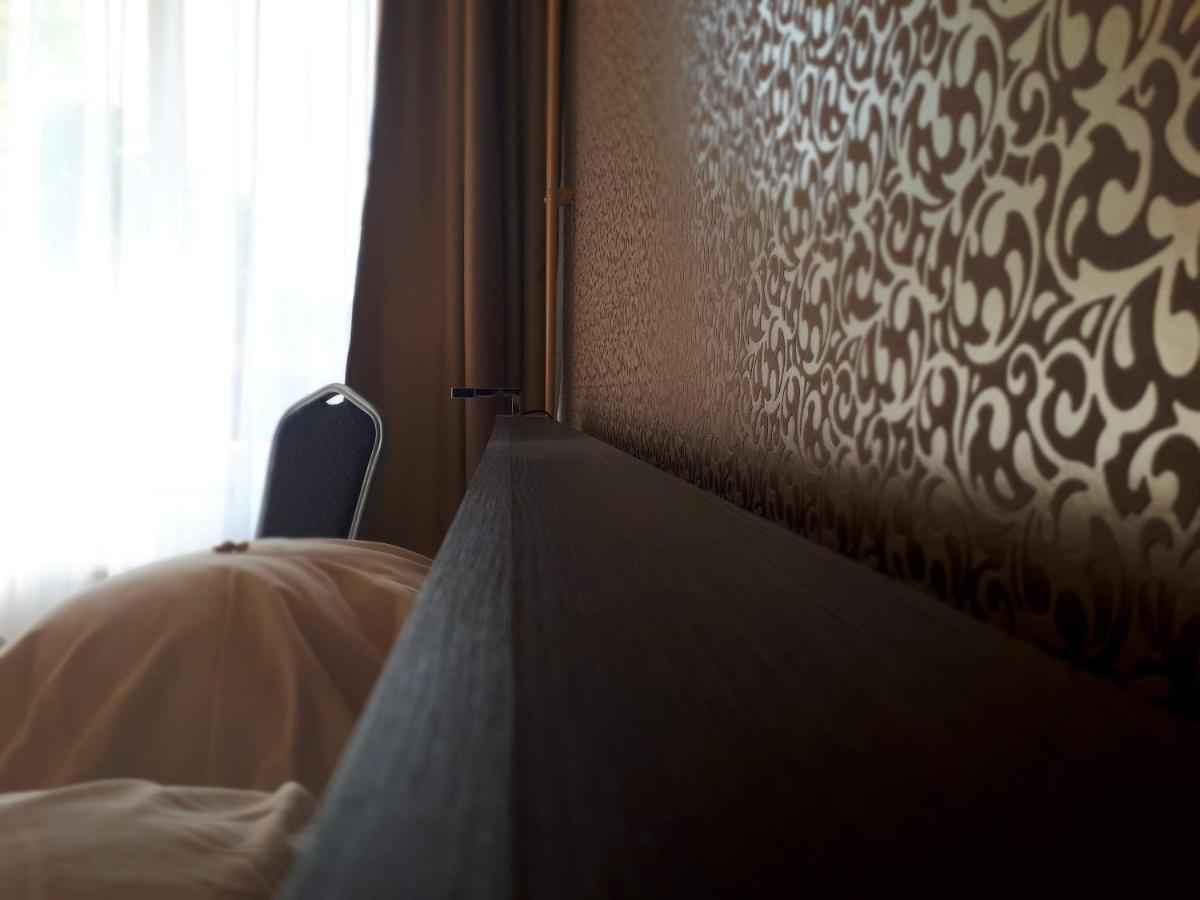 Hotel Korona Siófok Esterno foto