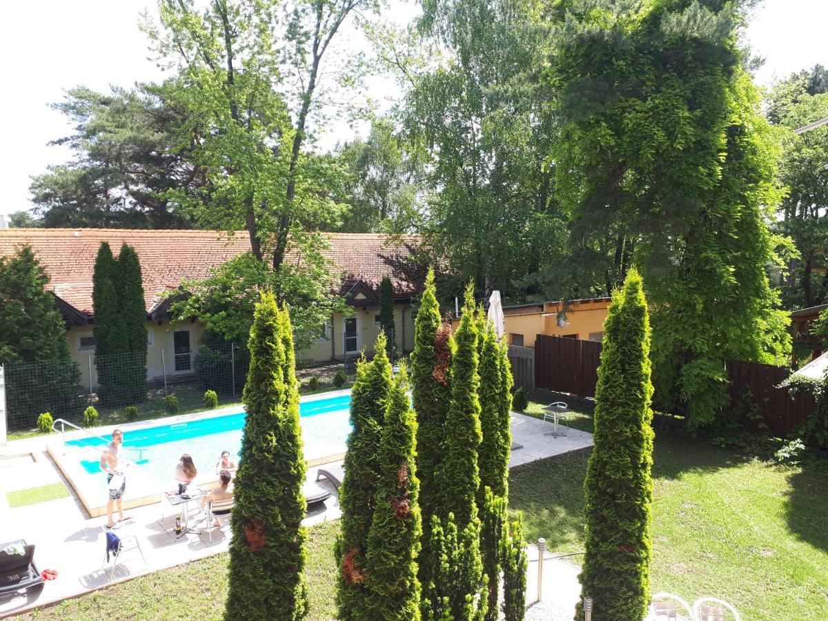 Hotel Korona Siófok Esterno foto