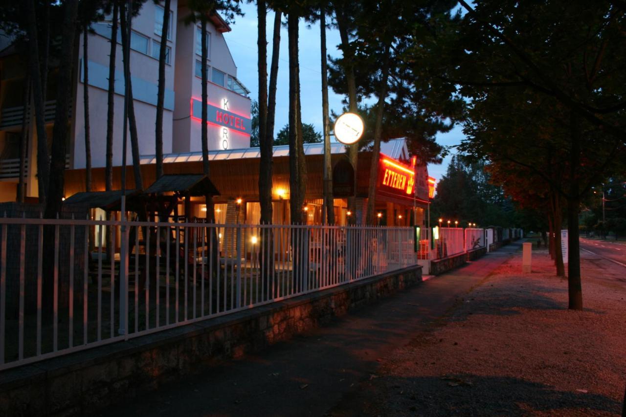 Hotel Korona Siófok Esterno foto