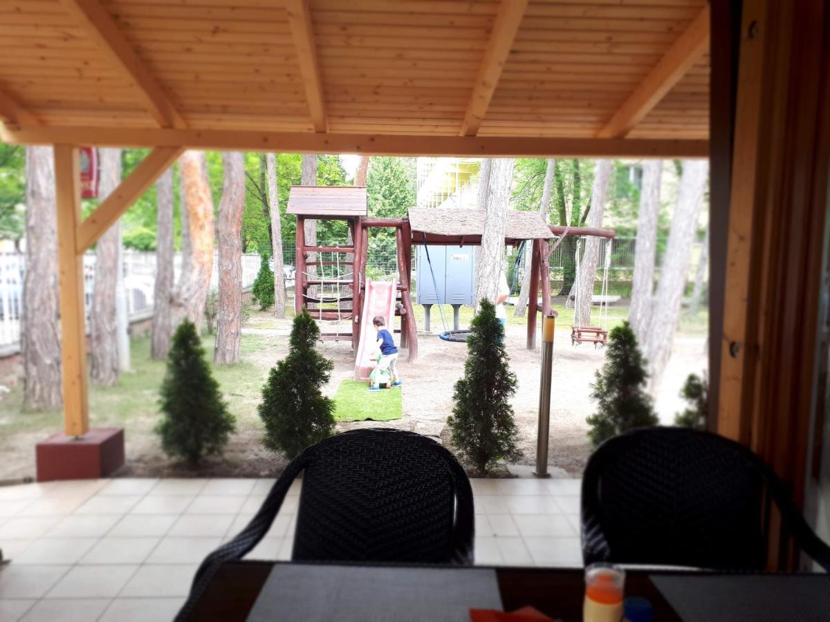 Hotel Korona Siófok Esterno foto