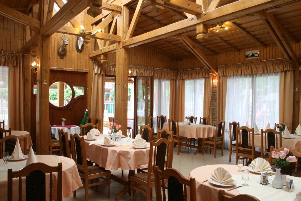 Hotel Korona Siófok Esterno foto